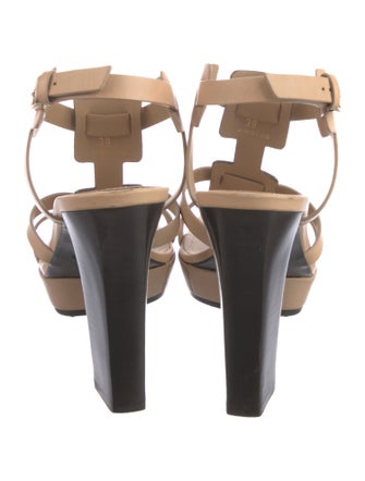 Tod's Leather T-Strap Sandals