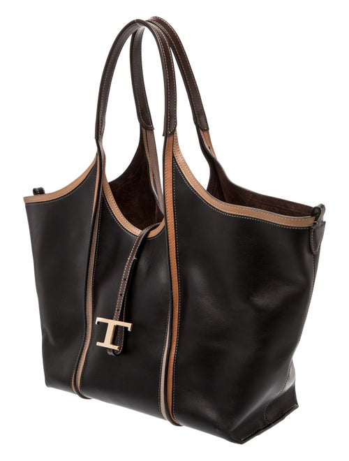 Tod's Leather Shoulder Bag