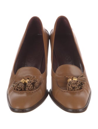 Tod's Leather Tassel Accents Pumps