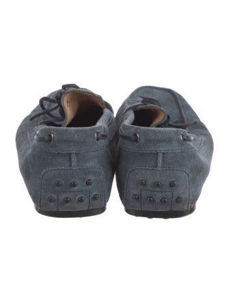 Tod's Suede Whipstitch Trim Drivers