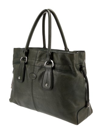 Tod's Leather Shoulder Bag