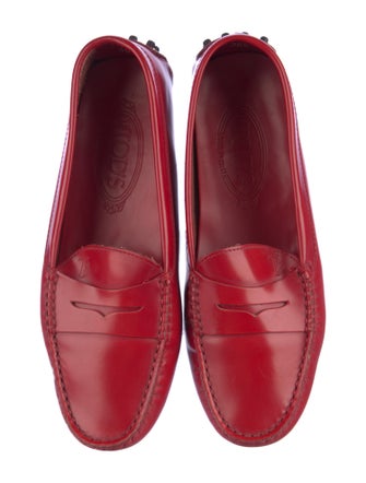Tod's Signature Logo Leather Loafers