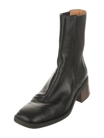 Tod's Leather Chelsea Boots