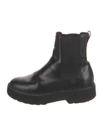 Tod's Leather Chelsea Boots