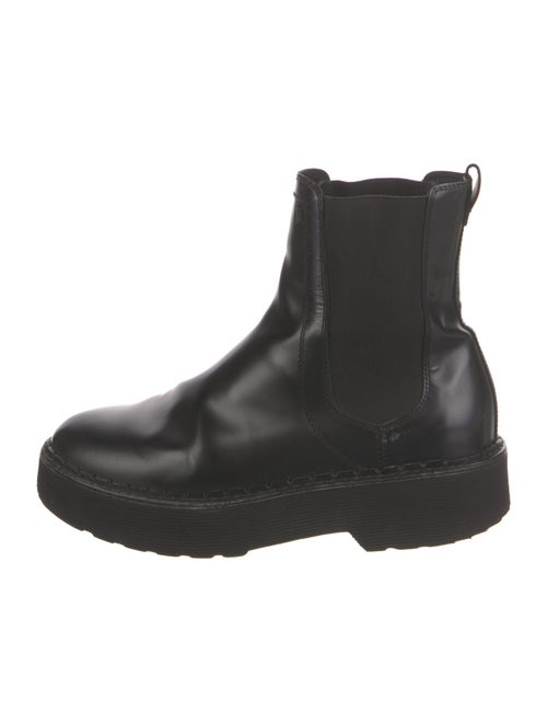 Tod's Leather Chelsea Boots