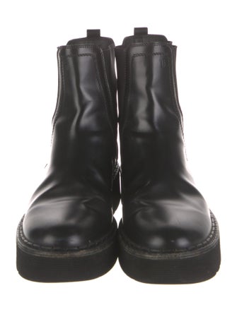 Tod's Leather Chelsea Boots