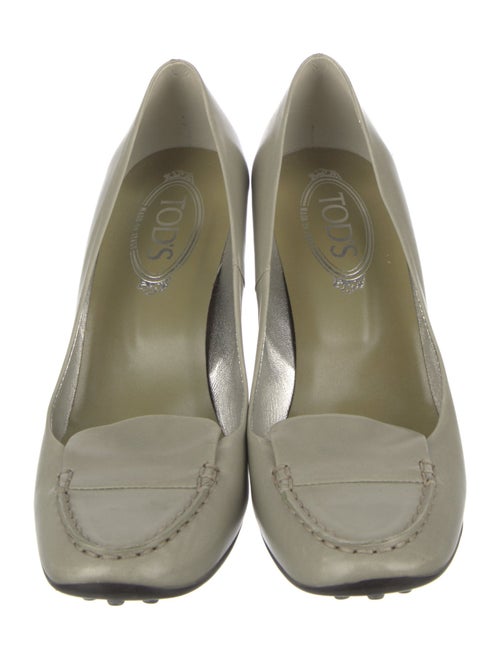 Tod's Leather Pumps
