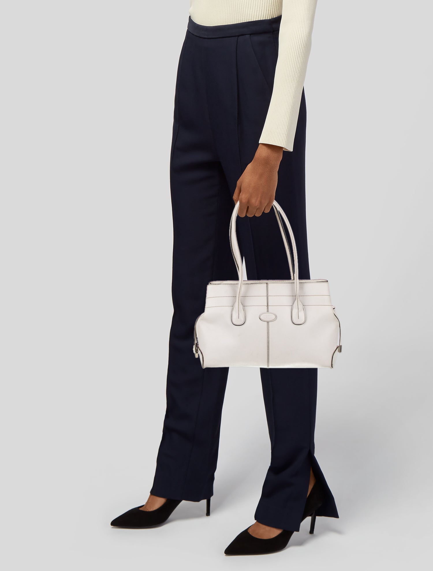 Tod's Leather Shoulder Bag