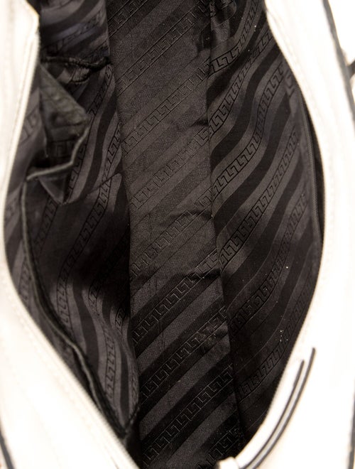 Tod's Leather Shoulder Bag