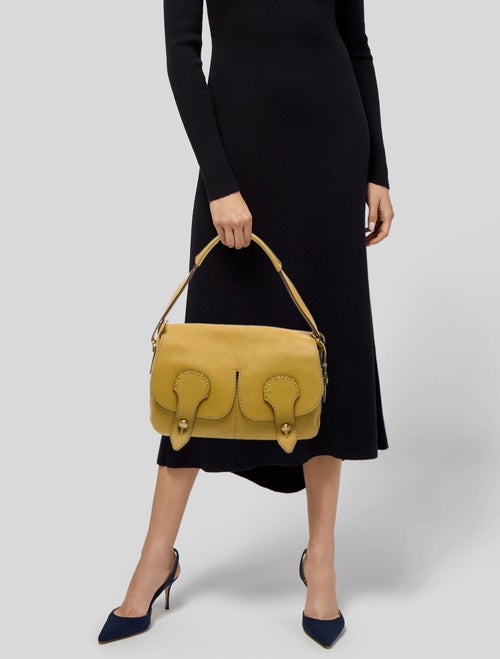 Tod's Leather Shoulder Bag