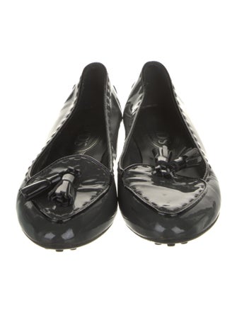 Tod's Patent Leather Tassel Accents Ballet Flats
