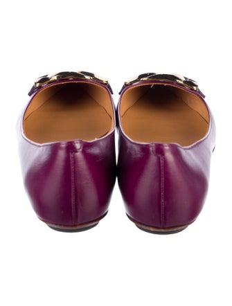 Tod's Leather Chain-Link Accents Ballet Flats