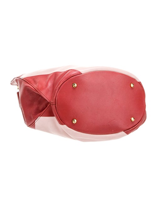 Tod's Leather Shoulder Bag