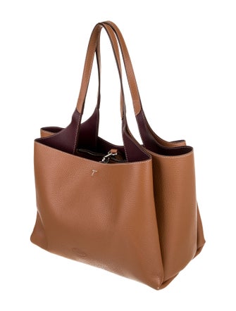 Tod's Leather Shoulder Bag