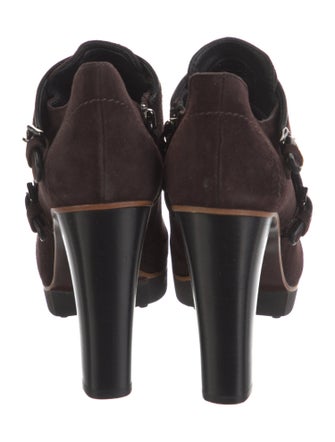Tod's Suede Boots
