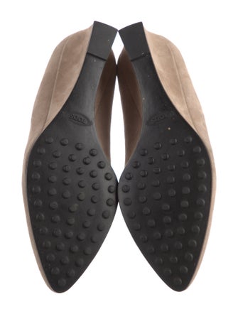 Tod's Suede Pumps