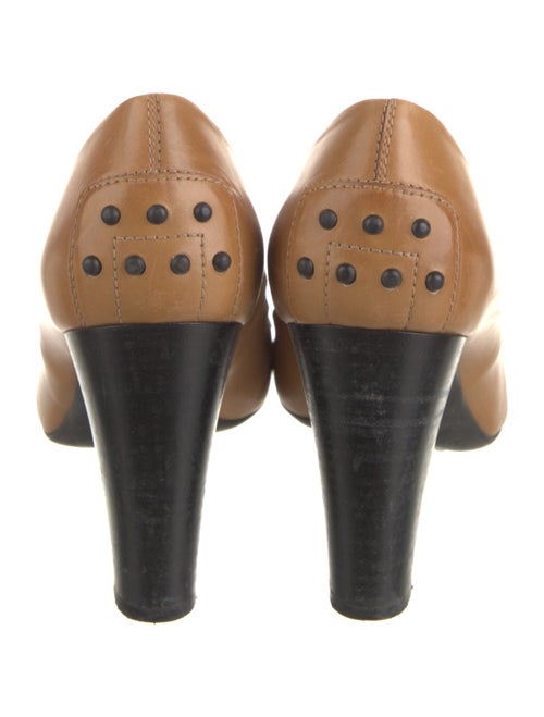 Tod's Leather Pumps