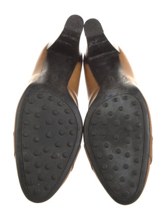 Tod's Leather Pumps