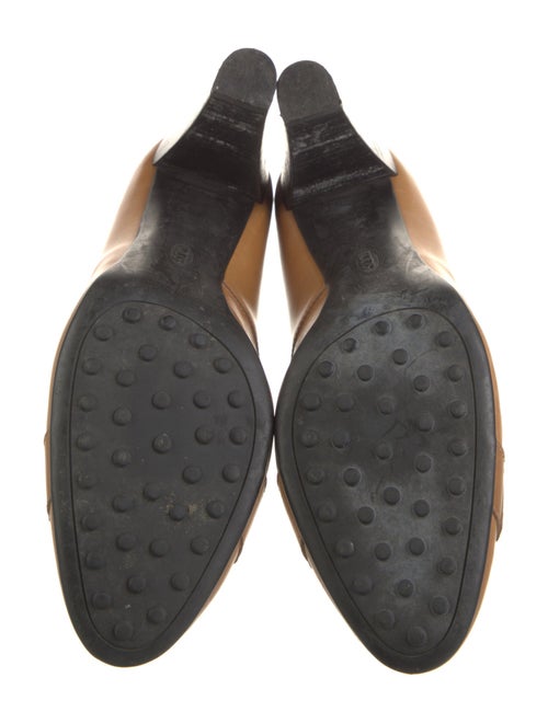 Tod's Leather Pumps