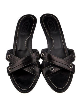 Tod's Leather Slides