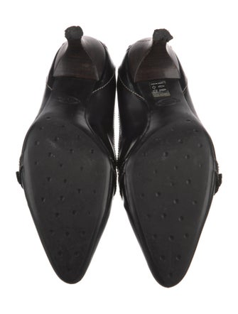 Tod's Leather Pumps
