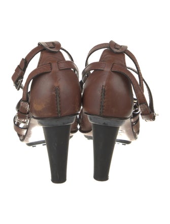 Tod's Leather Sandals