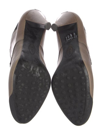 Tod's Leather Chelsea Boots