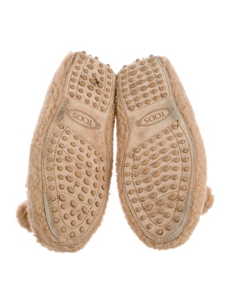 Tod's Shearling Flats