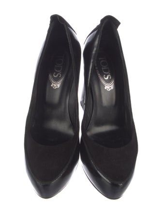 Tod's Leather Studded Accents Pumps