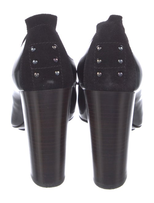 Tod's Leather Studded Accents Pumps