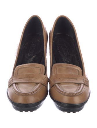 Tod's Leather Pumps