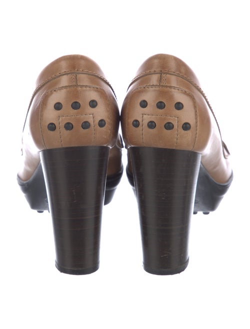 Tod's Leather Pumps