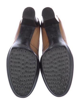 Tod's Leather Pumps