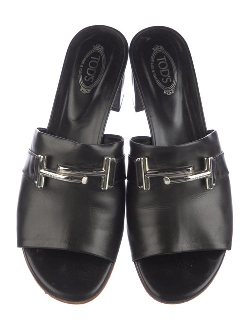 Tod's Leather Slides