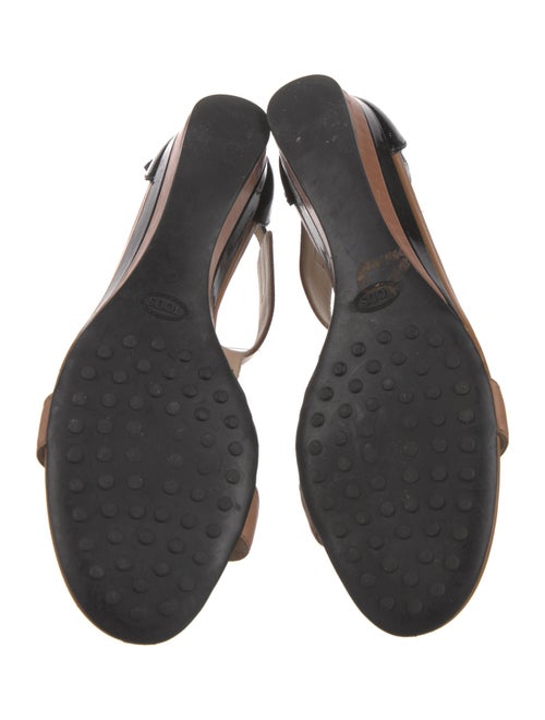 Tod's Leather Colorblock Pattern T-Strap Sandals