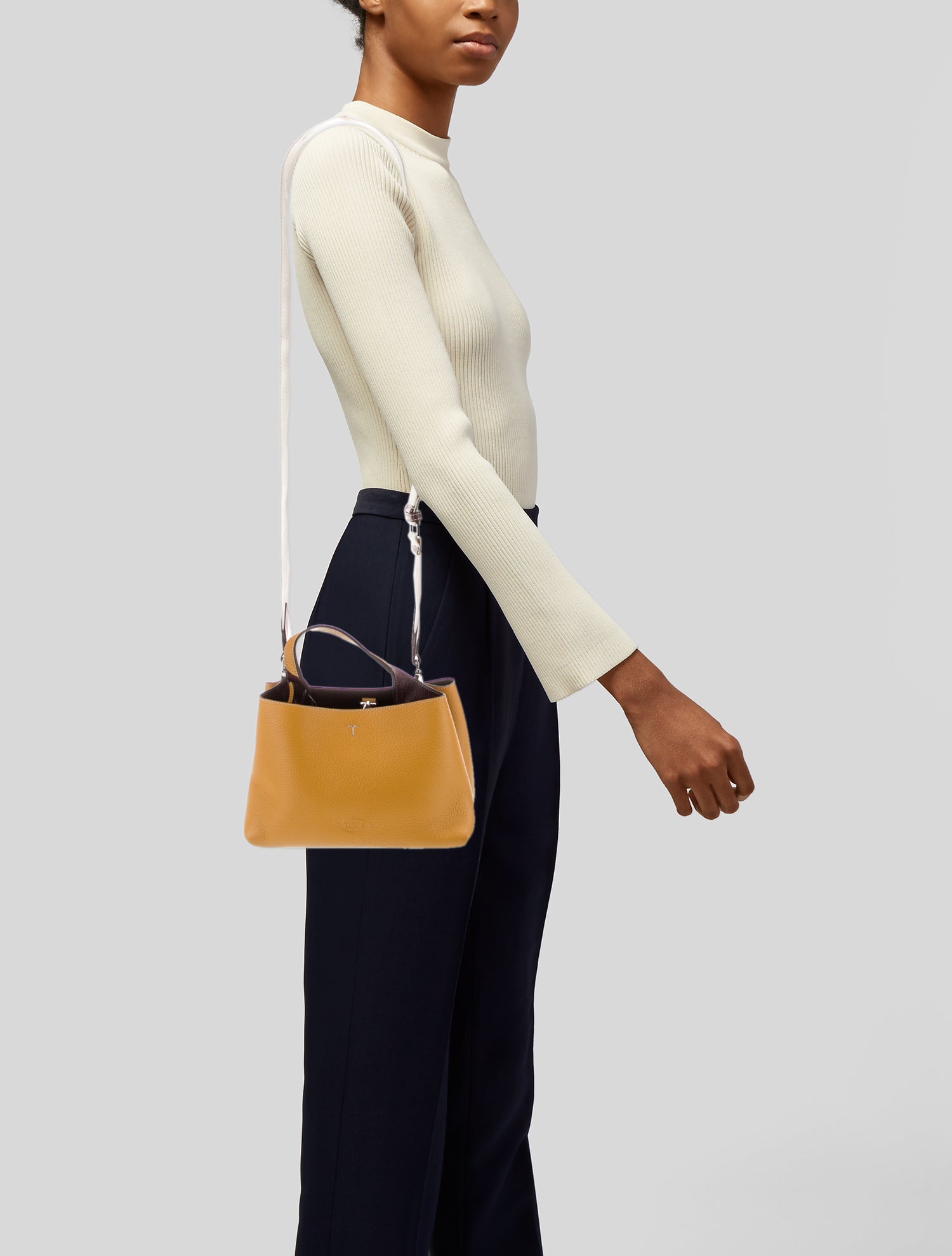 Tod's Leather Shoulder Bag