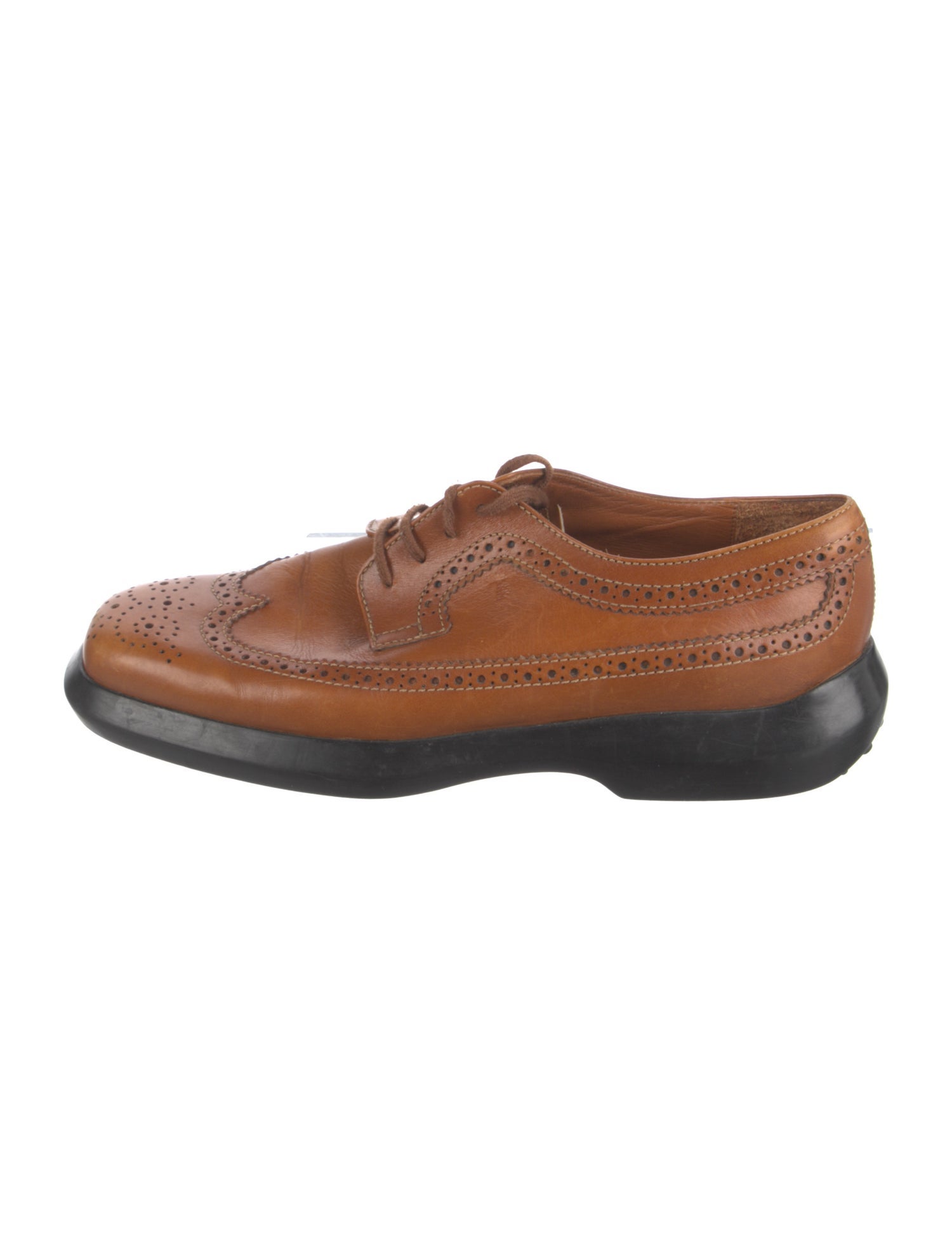 Tod's Leather Lasercut Accents Brogues