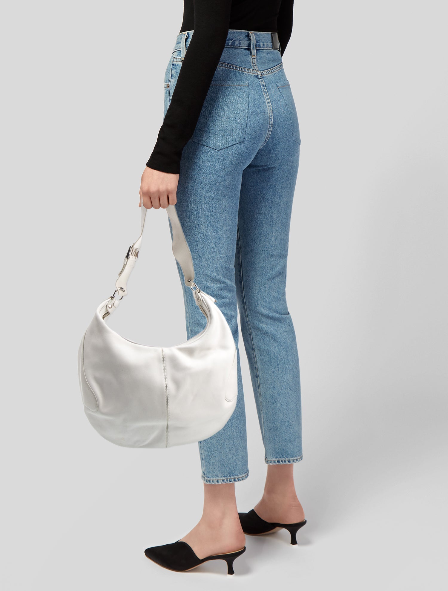 Tod's Leather Shoulder Bag