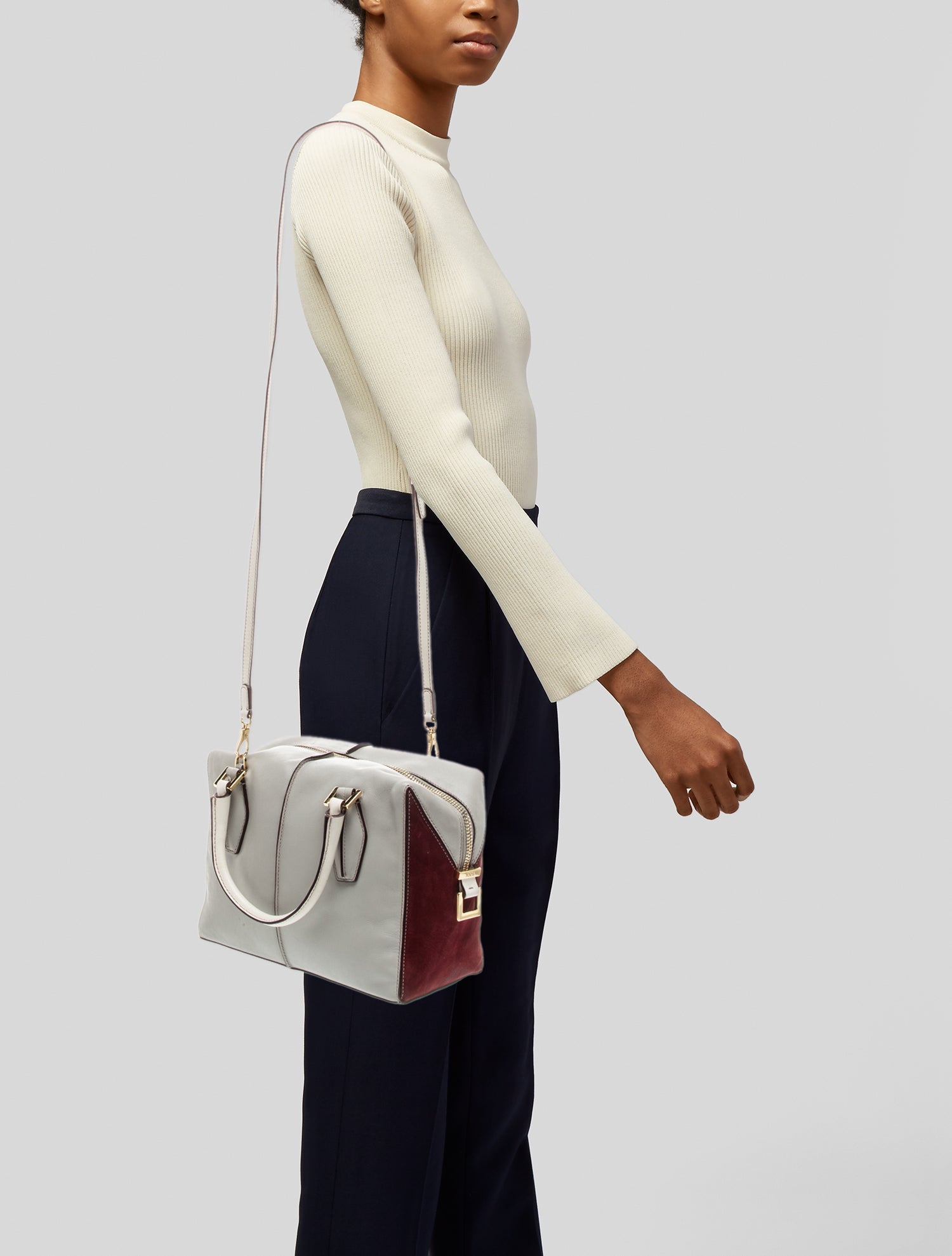 Tod's Leather Shoulder Bag