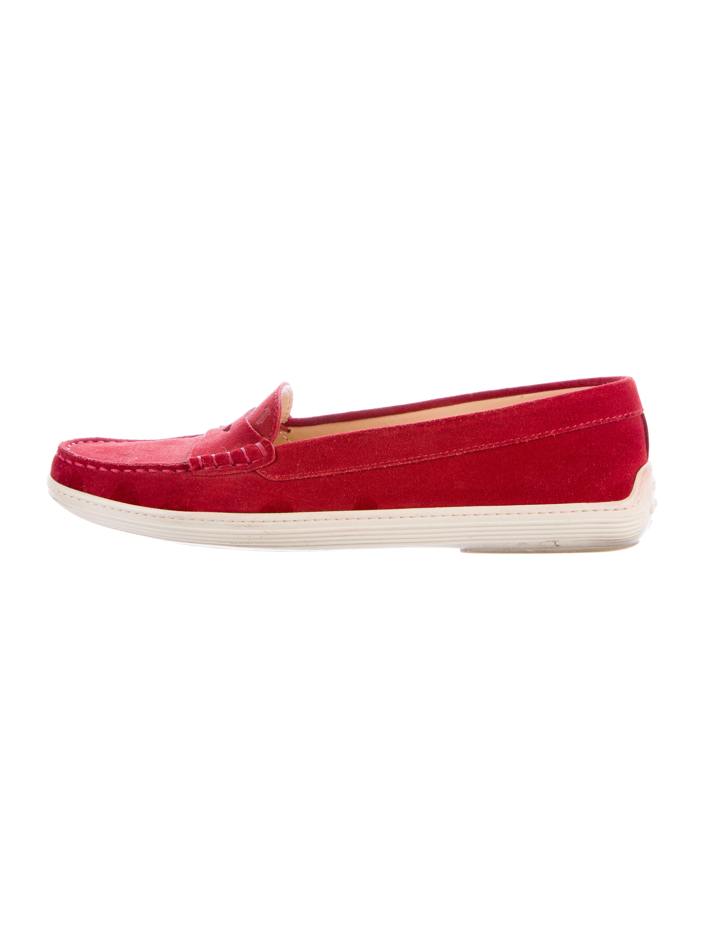 suede driving loafer tod s suede driving loafer shoes tod38062 the realreal suede driving loafer tod s suede driving loafer shoes tod38062 the realreal