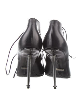 Tom Ford Leather Lace-Up Boots