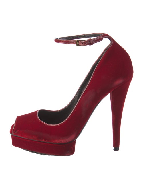 Tom Ford Velvet Pumps