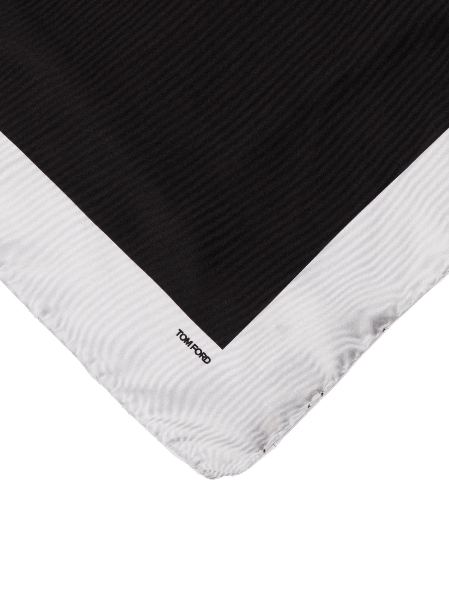 Tom Ford patterned pocket square