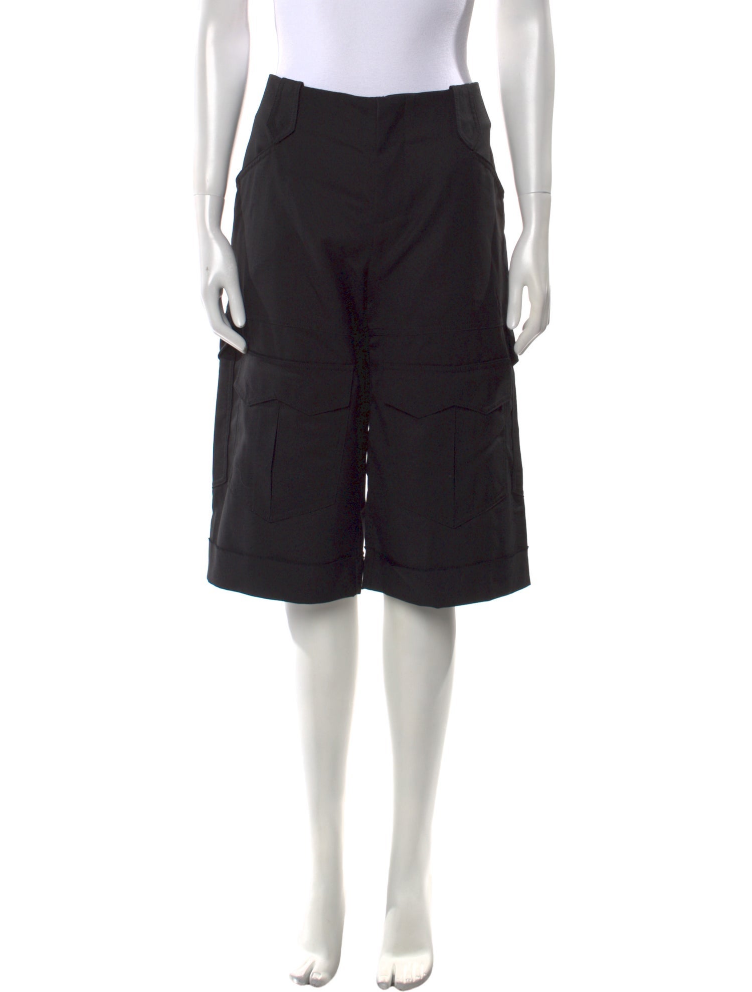 Tom Ford Virgin Wool Knee-Length Shorts w/ Tags