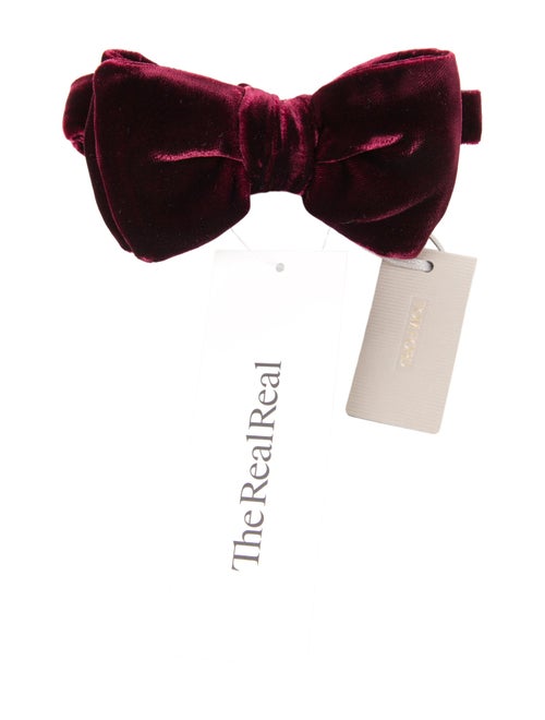 Tom Ford Velvet Bow Tie