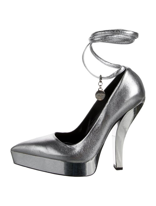 Tom Ford Leather Pumps