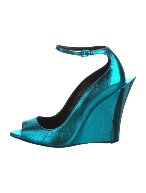 Tom Ford Leather Slingback Pumps