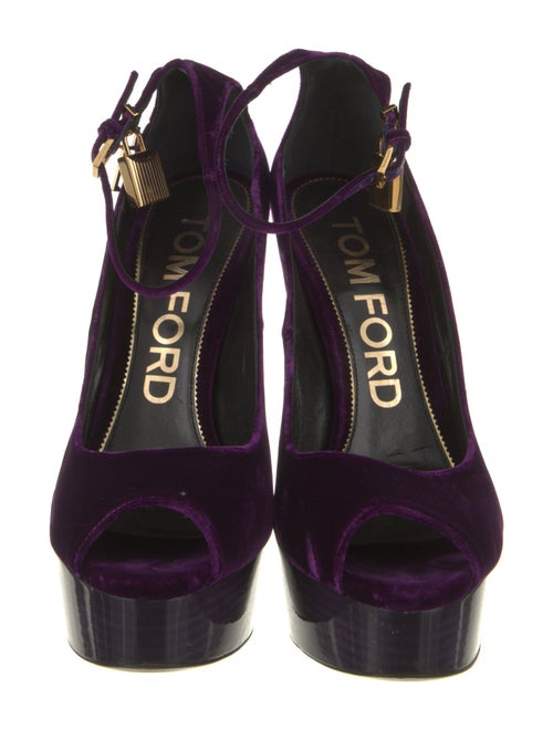 Tom Ford Velvet Pumps