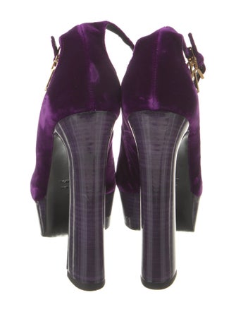 Tom Ford Velvet Pumps