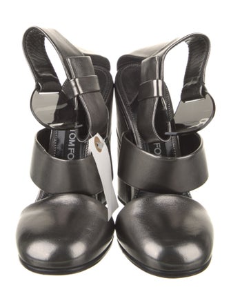 Tom Ford Leather D'Orsay Pumps